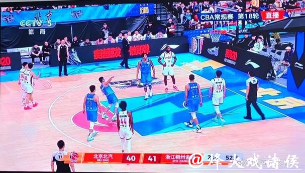 CBA常规赛激战:浙江稠州客场73 CBA常规赛激战:浙江稠州客场73